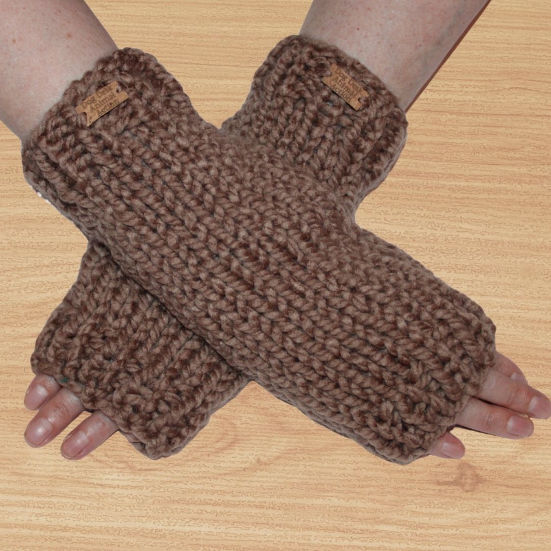 Latte Dog Desk Knits Arm Warmer Gloves