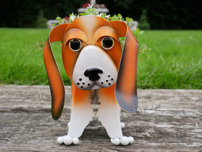 Garden Ornament Beagle Dog Planter Sculpture